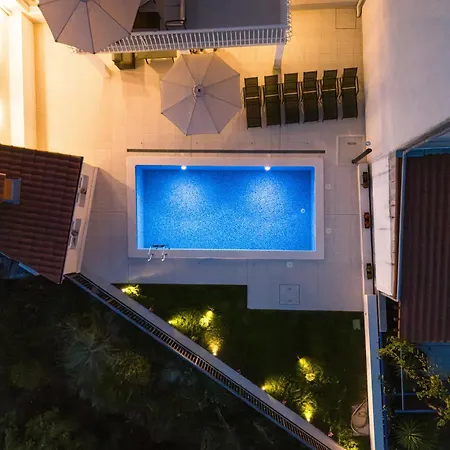 Lägenhet L&l With Swimming Pool And Seaview